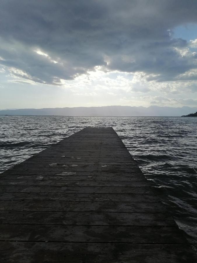 Blue Lake Hostel Ohrid Exterior photo